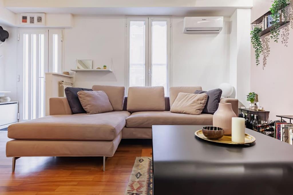 Apartamento Elegante Loft Su 2 Piani A 5 Minuti Da San Siro Milán Exterior foto